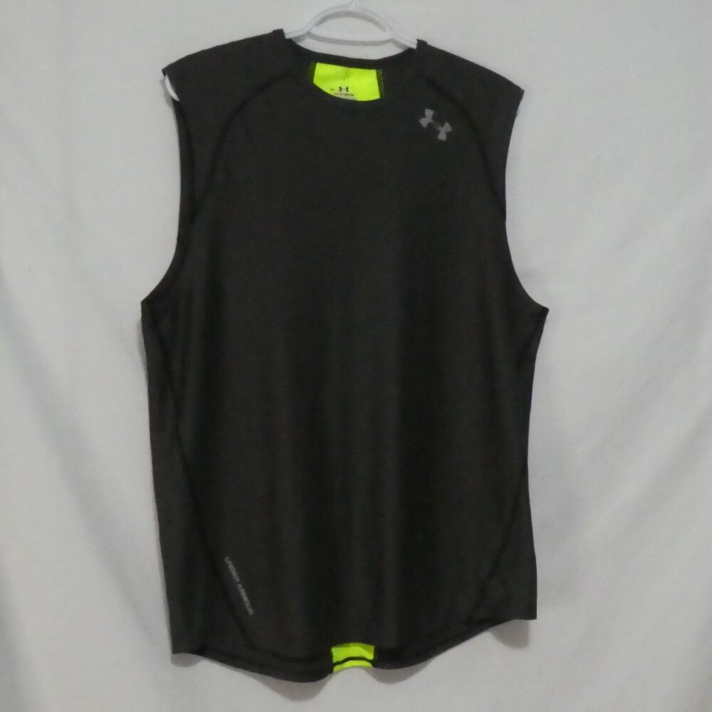 UNDER ARMOUR - Heat Gear | medium | Exercise Tank Top With Back Mesh Centre
